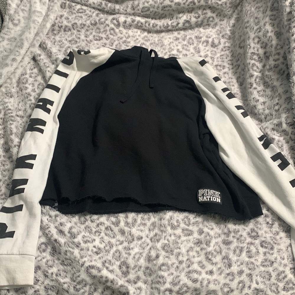 Victoria’s Secret Pink - cropped hoodie